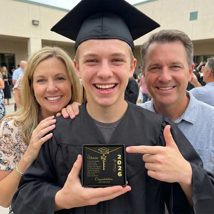 Personalized Necklace "Graduation"