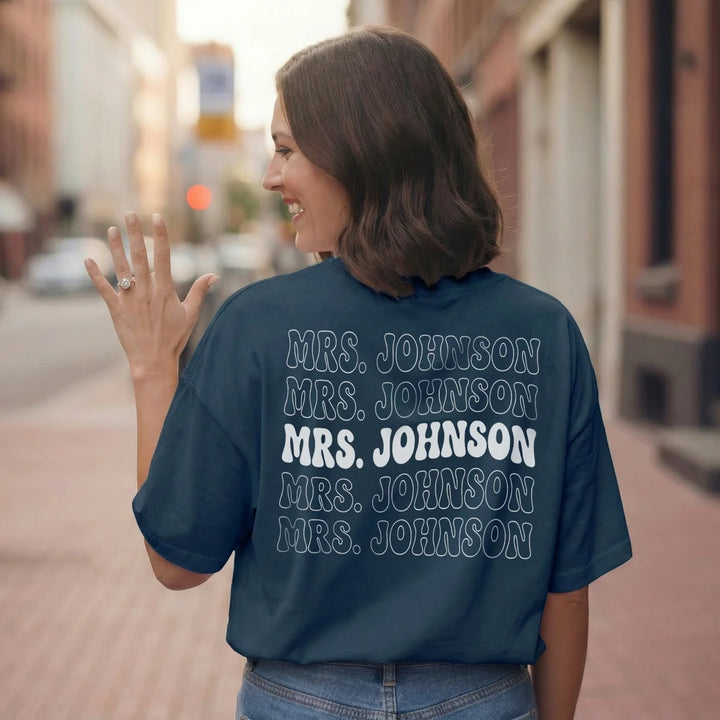 Personalized Oversized T-Shirt "Retro Mrs."
