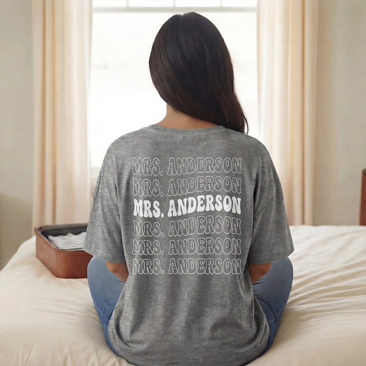 Personalized Oversized T-Shirt "Retro Mrs."