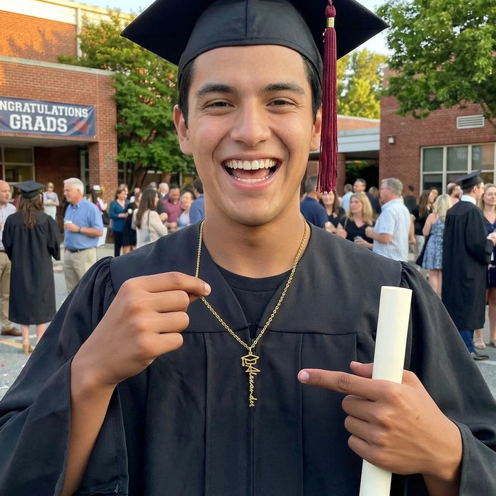 Personalized Necklace "Graduation"