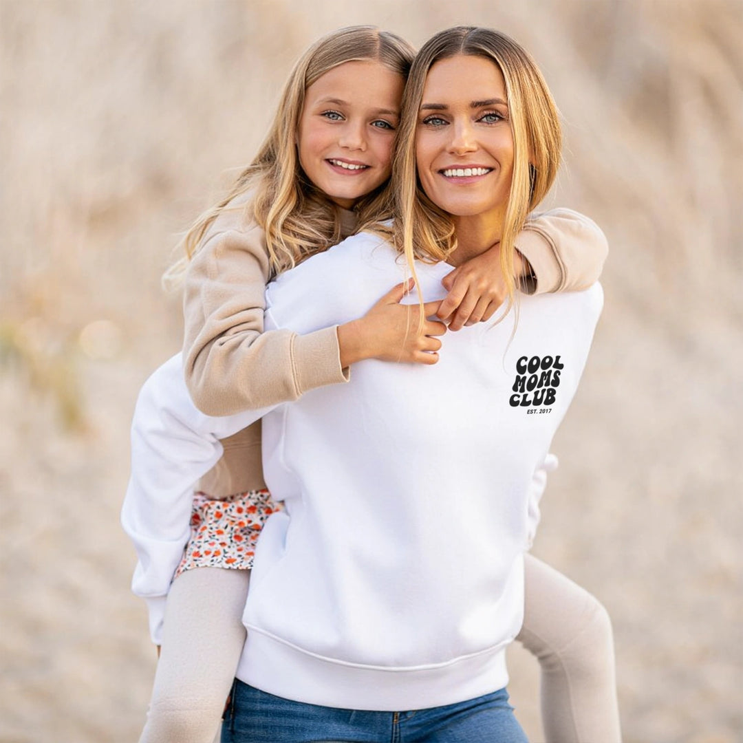 Personalisierter Sweater "Cool Moms Club"