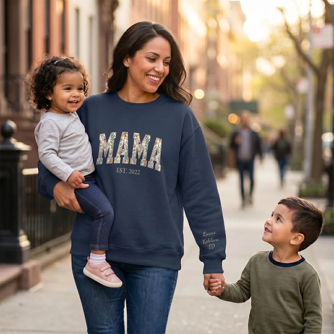 Personalized Sweater "MAMA" Flowers