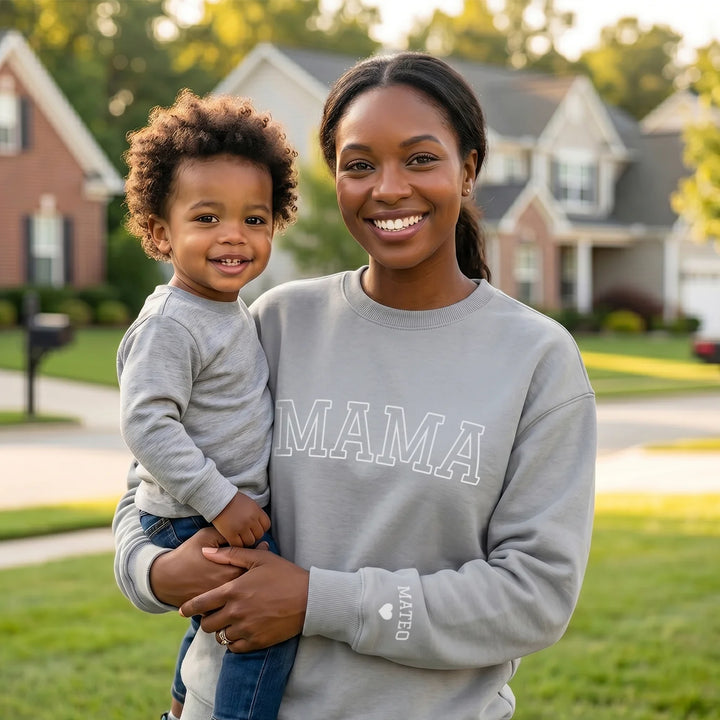 Personalized Sweater "MAMA" with Sleeve Print