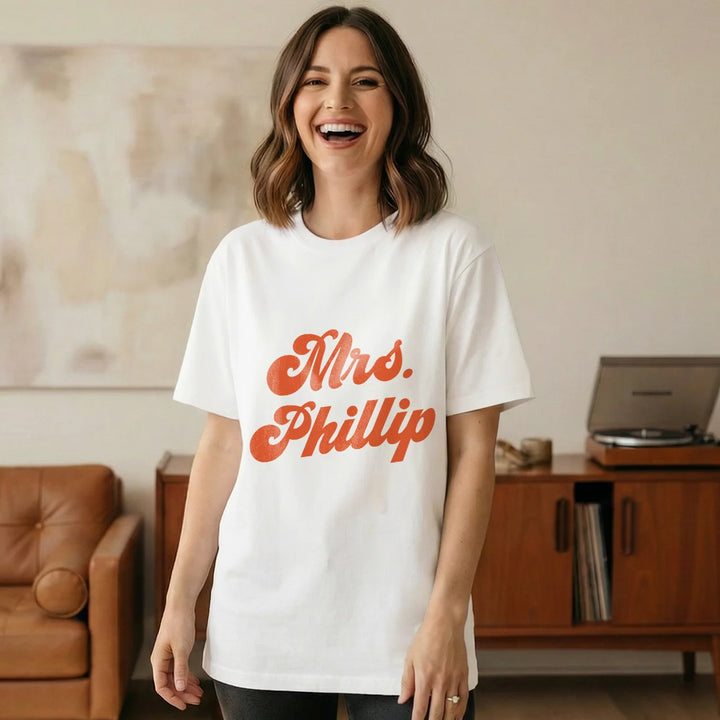 Personalized Oversized T-Shirt "Mrs"