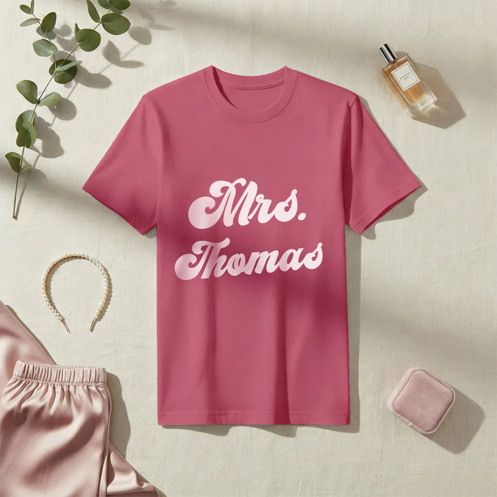 Personalized Oversized T-Shirt "Mrs"