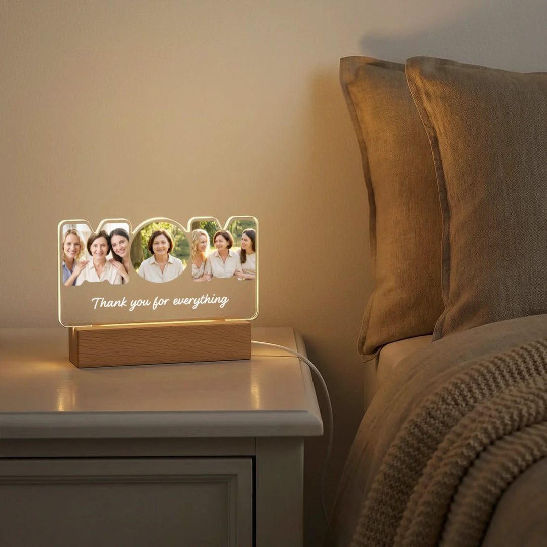 Personalized Acrylic Light "MOM"