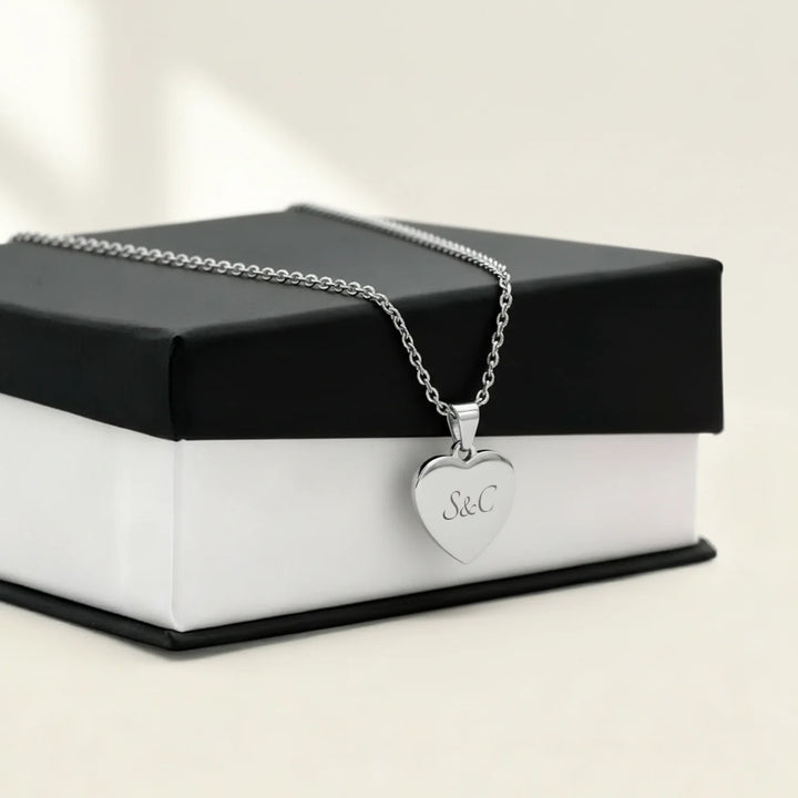 Personalized Heart Necklace "Love"