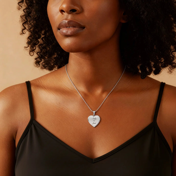 Personalized Heart Necklace "Love"