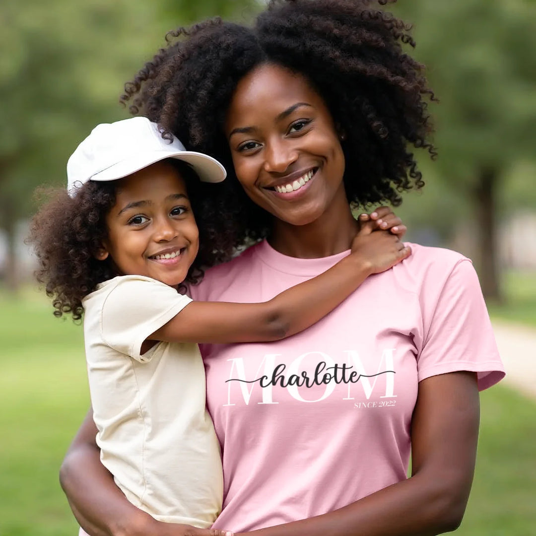Personalized T-Shirt "Mom"